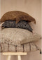 De Oh My Gee Kussenhoes - Bruin - 40x40