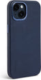 DECODED Back Cover - iPhone 14 Plus - Hoogwaardig Europees Leer - Hoesje met Metalen Knoppen - Magnetische Technologie van Apple - Donker Blauw