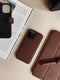 DECODED Detachable Wallet Case - iPhone 12 / 12 Pro - Afneembaar Hoesje met Pasjeshouder - Hoogwaardig Europees Leer - Magnetische Technologie van Apple - Bruin