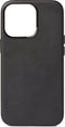 DECODED Leren Back Cover - iPhone 13 - Hoogwaardig Europees Leer - Hoesje met Metalen Knoppen - Magnetische Technologie van Apple - Zwart