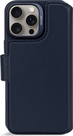 DECODED Leren Detachable Wallet Case voor iPhone 16 Pro Max - 2-in-1 Magnetisch Afneembaar Hoesje met Pasjeshouder - Premium ECCO Leer - Geschikt voor MagSafe - Navy Blauw
