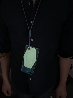 DesignNest FoldStand Phone +cardholder glow-in-the-dark - Telefoonstandaard