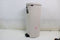 Brabantia NewIcon - Prullenbak - 30 liter - Soft Beige