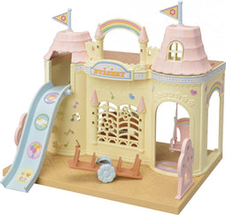 Sylvanian Families 5316 baby creche kasteel- piano- glijbaan- schommel- tafel