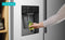 ETNA AKV5178IRVS - Amerikaanse koelkast - No-Frost - 528 liter - IJs- en waterdispenser - RVS - Energielabel E