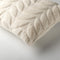 Dutch Decor AYA - Kussenhoes 40x60 cm - 3D bladmotief - heerlijk zacht - Snow White - wit - met rits - zonder binnenkussen