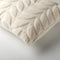 Dutch Decor AYA - Sierkussen 40x60 cm - 3D bladmotief - heerlijk zacht - Snow White - wit - Inclusief binnenkussen