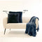 Dutch Decor FLUFFY - Sierkussen 60x60 cm - superzacht - XL kussen - Insignia Blue - donkerblauw - Inclusief binnenkussen