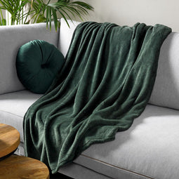 Dutch Decor - HARVEY - Plaid 150x200 cm - superzachte deken van fleece - Mountain View - donkergroen - Mooie kwaliteit - Cadeau tip!