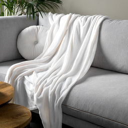 Dutch Decor - HARVEY - Plaid 150x200 cm - superzachte deken van fleece - Snow White - wit - Mooie kwaliteit - Cadeau tip!