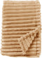 Dutch Decor - RICKY - Plaid 150x200 cm - superzacht - warm en donzig - Semolina - beige