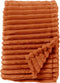 Dutch Decor - RICKY - Plaid 150x200 cm - superzacht - warm en donzig - Potters Clay - oranje terra