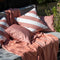 Dutch Decor - SANZENO - Buitenkussen 45x45 cm - waterafstotend en uv-bestendig - Muted Clay - roze en wit