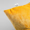 Dutch Decor SKY - Sierkussen velvet 45x45 cm - Golden Glow - geel - Inclusief binnenkussen