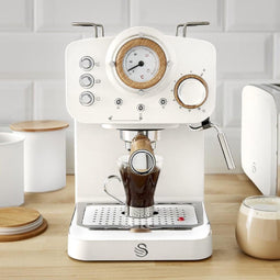 Swan Nordic Espressomachine - Creme - met Stoompijpje