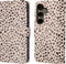 imoshion Hoesje Geschikt voor Samsung Galaxy S24 Hoesje Met Pasjeshouder - imoshion Design Bookcase smartphone - Meerkleurig / Black And White Dots