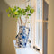 Return to Sender | Vaas Large 45 cm Bed of Flowers Blue handgeschilderd met handvat - Blauw - Bloemenvaas