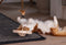 Designed by Lotte Winni - Kattenspeelgoed - Hout - Wiebelend effect - Bruin - 22x22x30 cm