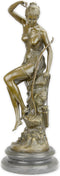 EEN BRONZEN BEELD VAN DIANA DE JAGER