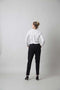 Een getailleerde blouse van zachte viscose.