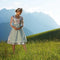Dressforfun Midi-Dirndl Oberammergau model 2 XXL - Halflang kostuum met vetersluiting - Bloemenketting en stippenmotief