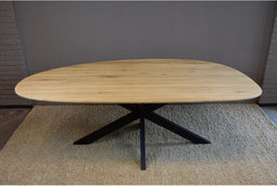 EIken eettafel organisch met spinpoot 200x100 cm