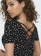 ONLBERA BACK LACE UP - Jurk - Korte mouwen - Loose fit - Lace-up detail op de rug - Stretchy stof - Lengte 88 cm