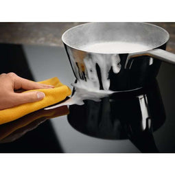Electrolux LIL61424C Zwart Ingebouwd 60 cm Inductiekookplaat zones 4 zone(s)