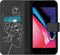 iMoshion Hoesje Geschikt voor iPhone SE (2022) / SE (2020) / 8 / 7 Hoesje Met Pasjeshouder - iMoshion Design Softcase Bookcase - Wit / Zwart / Woman Flower Black