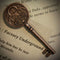 FaNaTtik Resident Evil Replica Replica 1/1 Insignia key Limited Edition Bronskleurig
