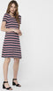 ONLBERA BACK LACE UP - Jurk - Korte mouwen - Loose fit - Lace-up detail op de rug - Stretchy stof