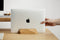Oakywood Laptop Dock - Massief Eiken - Echt Hout Verticale MacBook/Laptop Standaard - Clean Desk Design