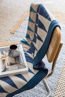 Funky Doris Oliver Blanket blue