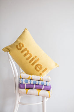 Funky Doris Smile Pillow Yellow