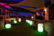 Nikki Amsterdam | The.Pouf | Multicolor RGB | LED Verlichting | Bluetooth Speaker | Bijzettafel |Tuintafel | Loungepoef | Kruk |Tuin Verlichting | Met gratis App bedienbaar | 60cm Doorsnee | Gebruiksduur: tot 8 uur