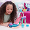 Gabby’s Poppenhuis - Kattastisch zwembad-speelset met figuren van Gabby en Meerminkat met zeemeerminstaarten die van kleur veranderen en zwembadaccessoires