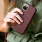 Gaia Slang Backcover voor de iPhone 13 Pro - Donkerrood