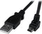 StarTech.com USBAMB1MU - 1 m mini USB-kabel A-naar-mini-B met opwaartse hoek - Zwart