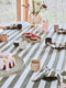 oyoy living gestreept tafelkleed - olijf - 140x260 cm