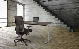 Hoogte verstelbaar t-poot bureau quick breed 120cm diep 80cm bladkleur licht eiken framekleur zwart (ral9005)