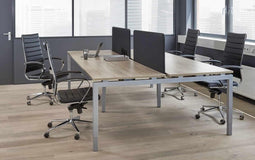 Hoogte verstelbare Bench werkplek Kubus breed 540CM bladkleur Antraciet eiken framekleur Zwart (RAL9005) aantal werkplekken 6