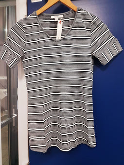 ESPRIT - T-SHIRT - Klassiek gesneden - Wit en zwart gestreept - Maat S