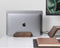 Oakywood Dual Laptop Dock - Massief Walnoot - Echt Hout Verticale MacBook/Laptop/Tablet Standaard - Clean Desk Design