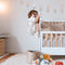 Hypnia - Baby Bed - Cocoon Babybed - Peuterbed - Babybed 60 x 120 - Met Opberglade - Spijlen - Lattenbodem - Bedbodem - Wit Hout - Eenvoudige Montage - Goed Verstevigd - Tijdloze Bedbodem - Geschikt Voor Ieder Matras