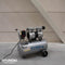 HYUNDAI Stille Compressor - Royale 30 liter tank - 8 bar - fluisterstil - makkelijk verrijdbaar - onderhoudsvriendelijk en olievrij
