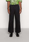NIKOLAS WIDE TROUSER - Broek maat 48