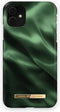 iDeal of Sweden - iPhone 11 Hoesje - Fashion Back Case Emerald Satin