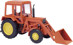 Busch 51315 H0 Landbouw Belarus MTS-82 frontlader