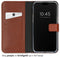 Selencia iPhone 15 Pro - Echt Lederen Bookcase - 3 Pashouders - Lichtbruin