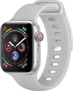 iMoshion Bandje Geschikt voor Apple Watch Bandje Series 1 / 2 / 3 / 4 / 5 / 6 / 7 / 8 / 9 / SE - 38 / 40 / 41 mm - iMoshion Siliconen band - Lichtgrijs